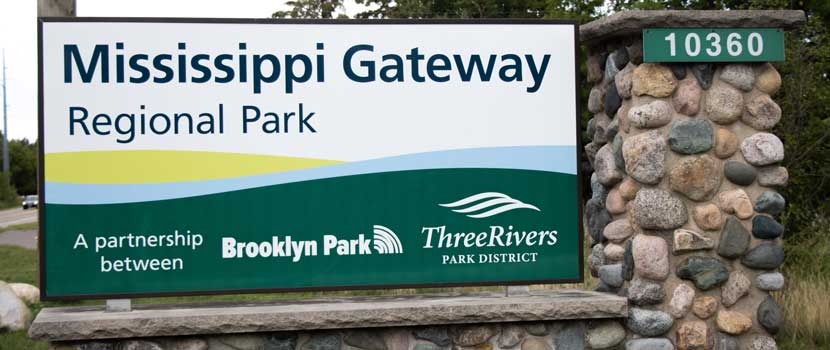 The welcome sign at Mississippi Gateway Regional Park.